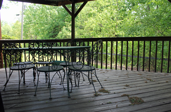 Mini Farm outdoor seating